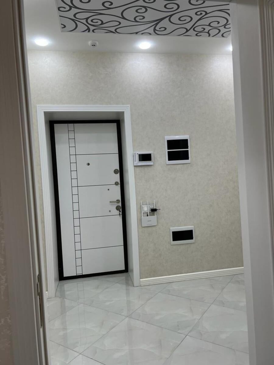 İcarəyə verilir 3 otaqlı yeni tikili 110 m² — Mənzil, Bakı (11)