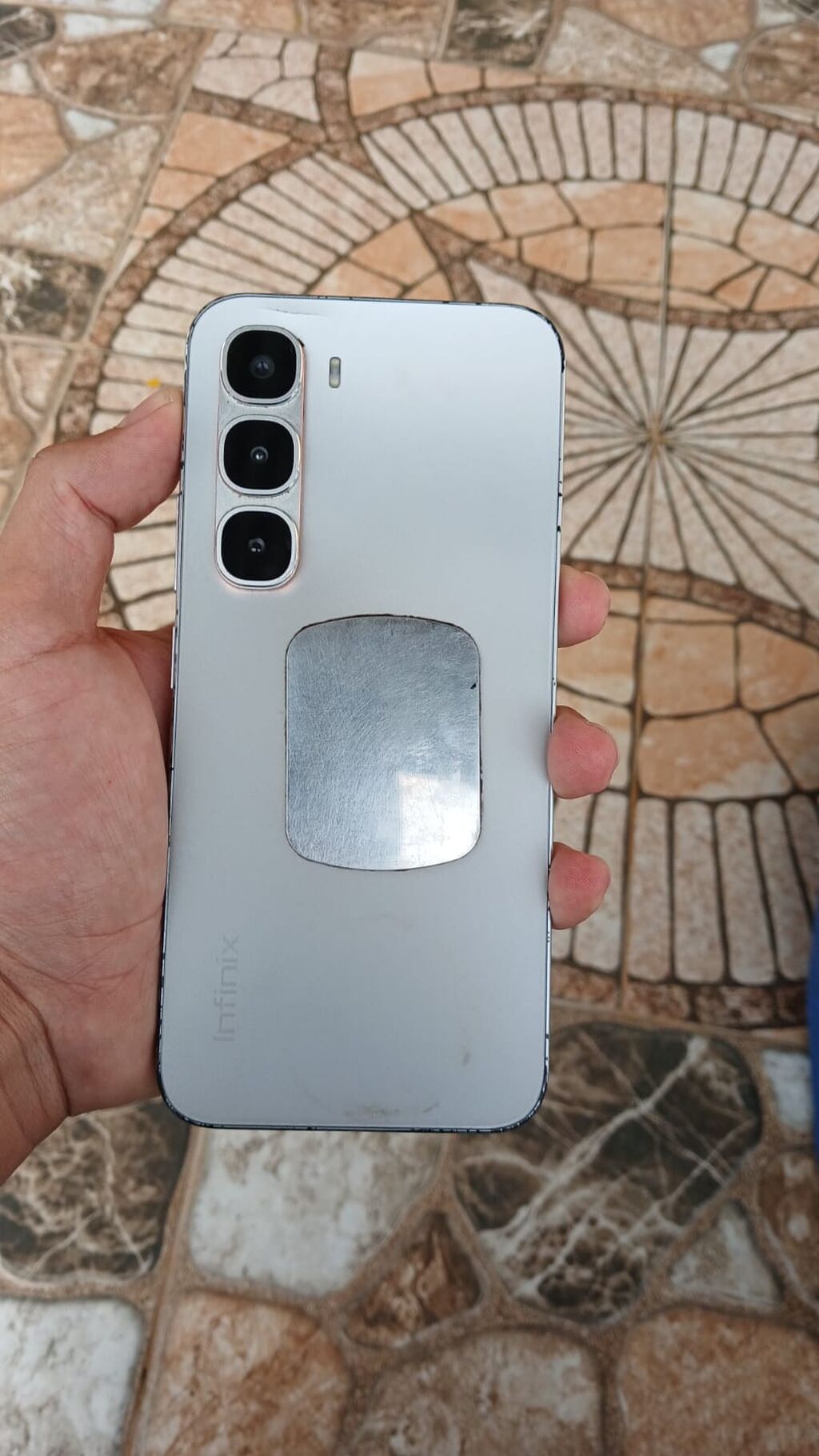 Infinix HOT 60 Pro smartfon, 256 GB, gümüşü — Smartfonlar, Bakı (3)