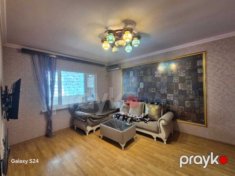 Satılır 2 otaqlı köhnə tikili 64 m²