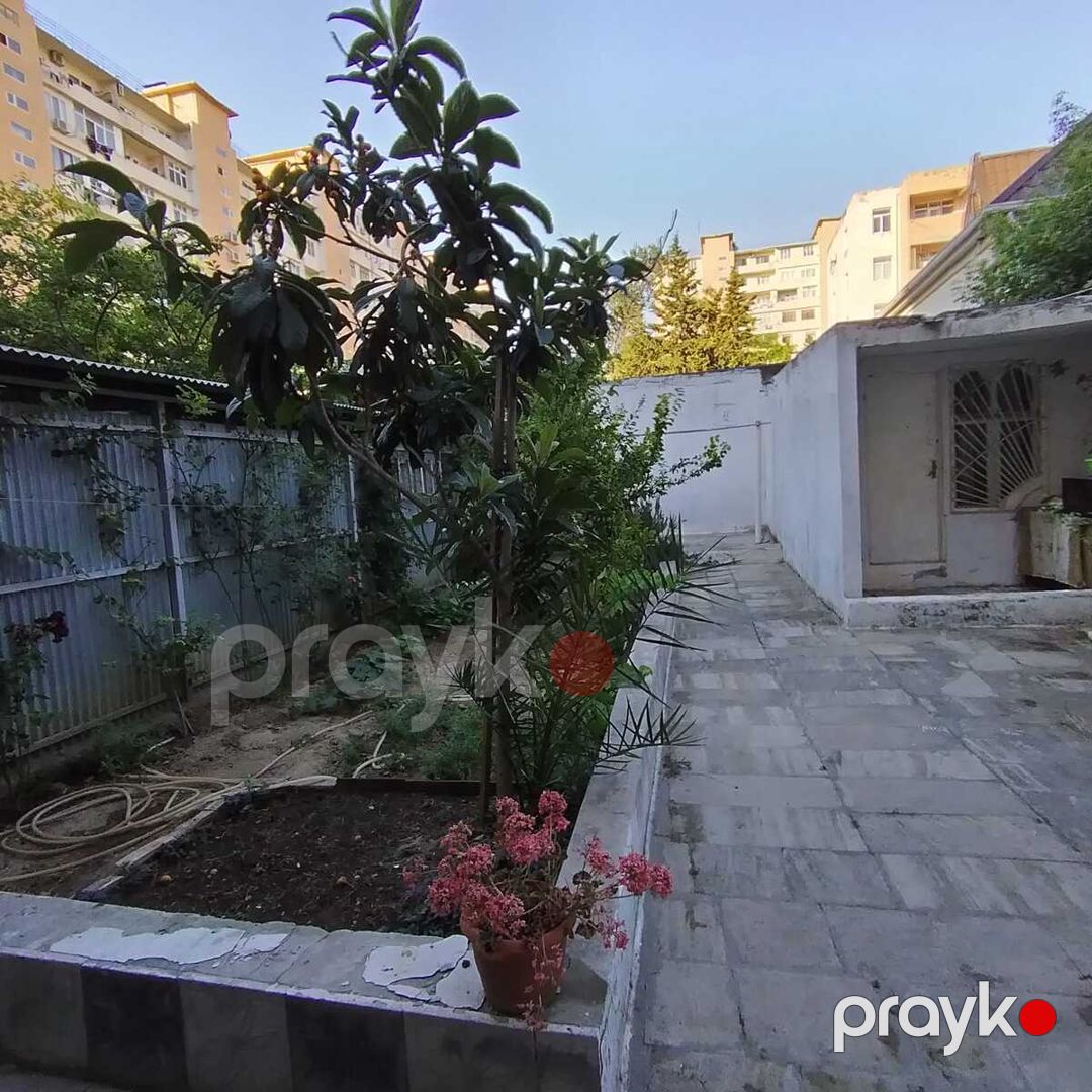 Satılır 3 otaqlı köhnə tikili 70 m² — Mənzil, Bakı (8)