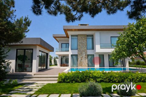 Satılır 6 otaqlı həyət evi/bağ evi 500 m²