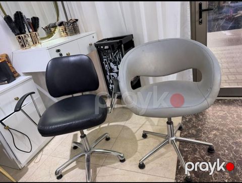 Nig Salon uçun kreslo 3 ədəd var 2 si qaradı qiymət 80 m boz olan 70 — Digah