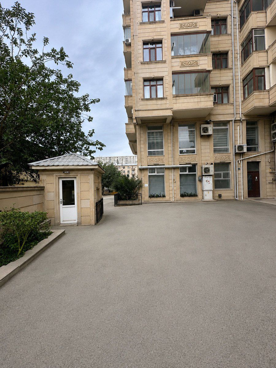 Satılır 2 otaqlı yeni tikili 165 m² — Mənzil, Bakı (2)