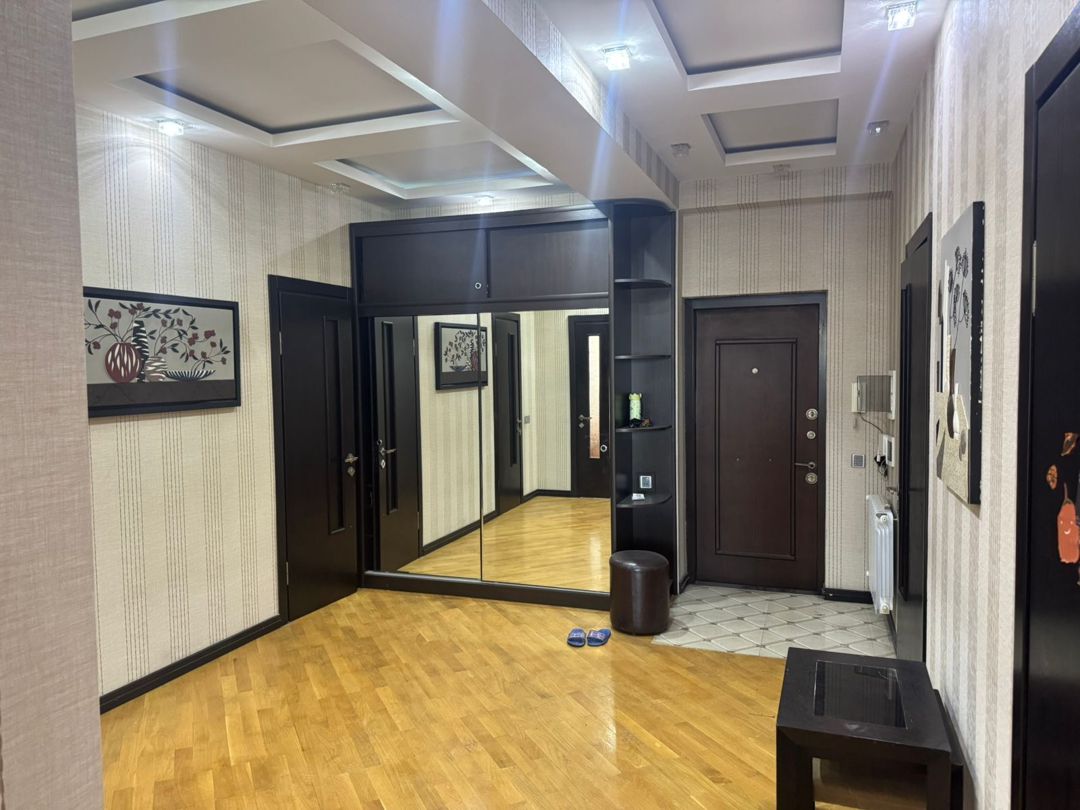 Satılır 3 otaqlı yeni tikili 130 m² — Mənzil, Bakı (10)