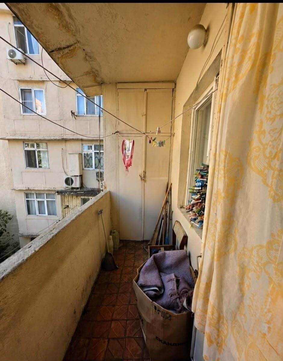 Satılır 2 otaqlı köhnə tikili 65 m² — Mənzil, Bakı (7)
