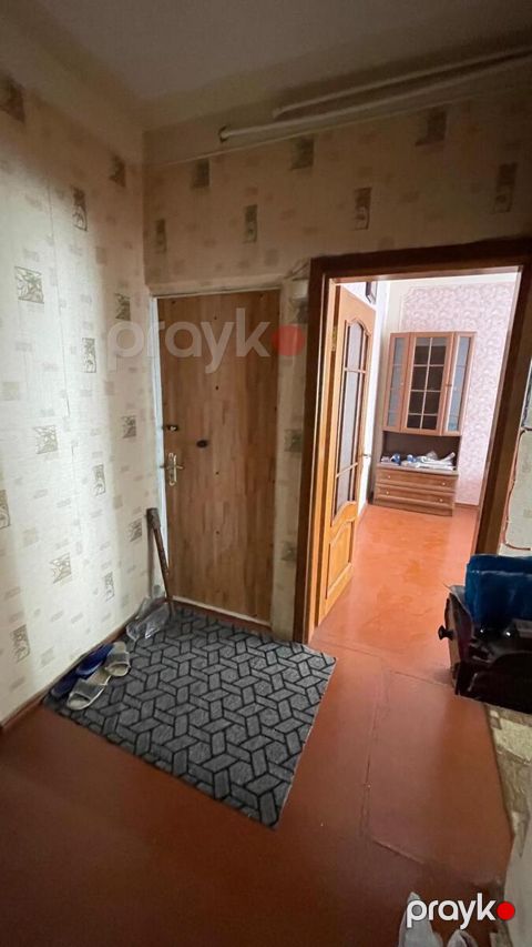 İcarəyə verilir 2 otaqlı köhnə tikili 60 m²
