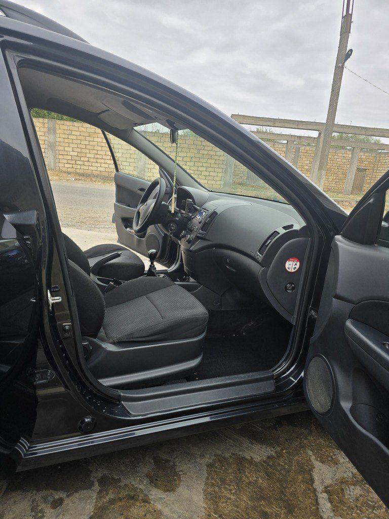 Hyundai i30, 1.4 L, 2009 il, 264 000 km — Avtomobillər, Biləsuvar (12)