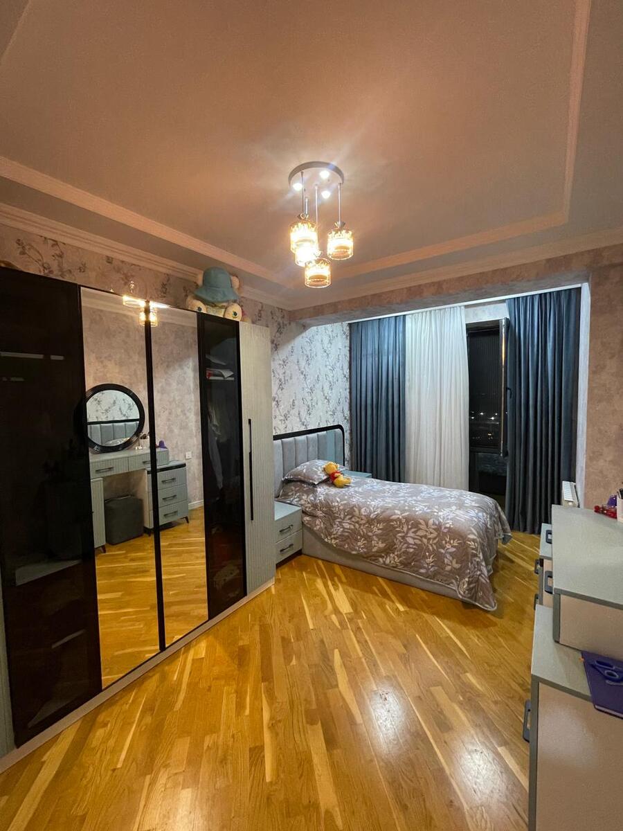 Satılır 4 otaqlı yeni tikili 150 m² — Mənzil, Bakı (3)