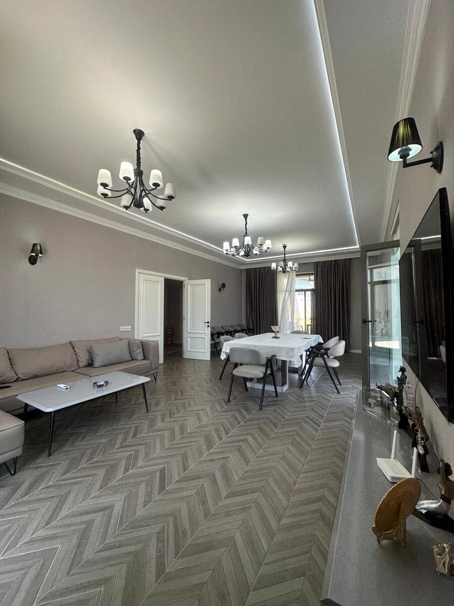 Satılır 7 otaqlı həyət evi/bağ evi 400 m² — Ev, villa, Bakı (8)