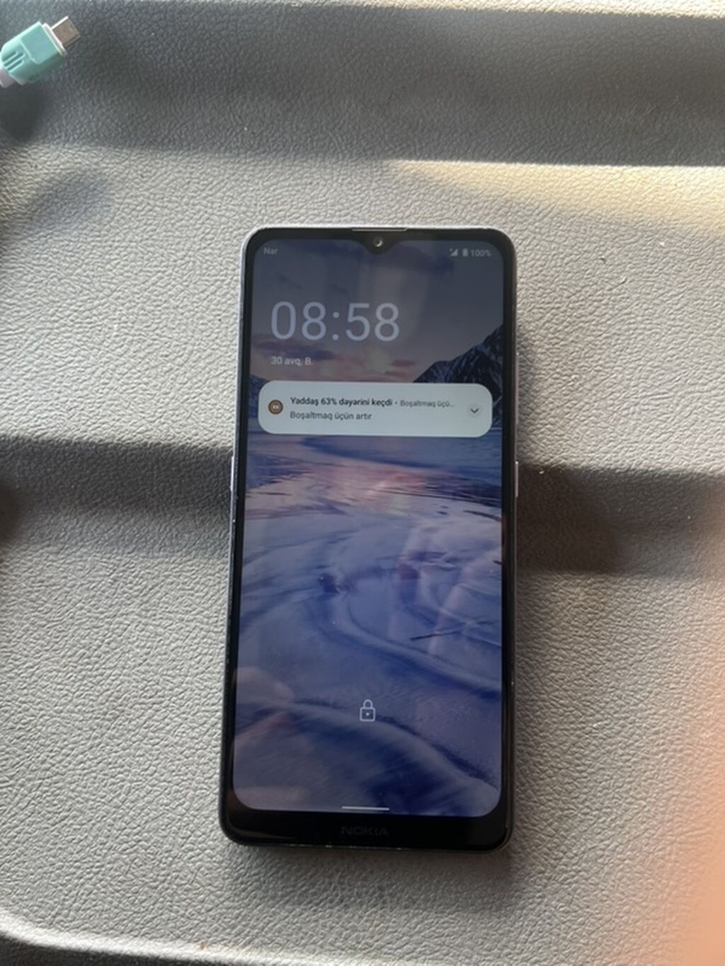 Nokia rəng - Bənövşəyi, Barmaq izi — Nokia, Gəncə (2)