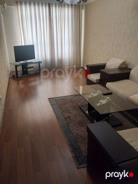 İcarəyə verilir 2 otaqlı yeni tikili 90 m²