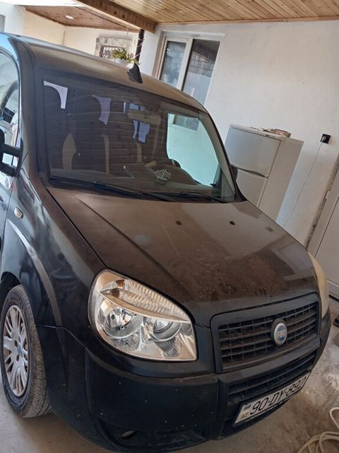 Fiat Doblo, 1.3 L, 2006 il, 300 100 km — Bakı