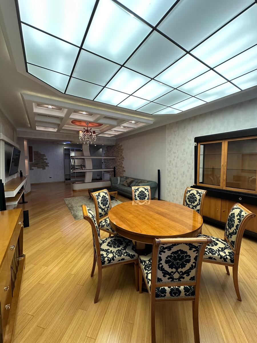 Satılır 4 otaqlı yeni tikili 185 m² — Mənzil, Bakı (7)