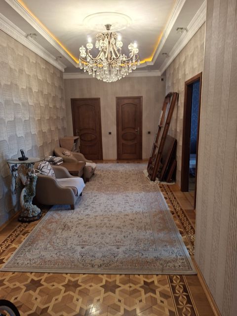 Satılır 4 otaqlı yeni tikili 146 m² — Bakı