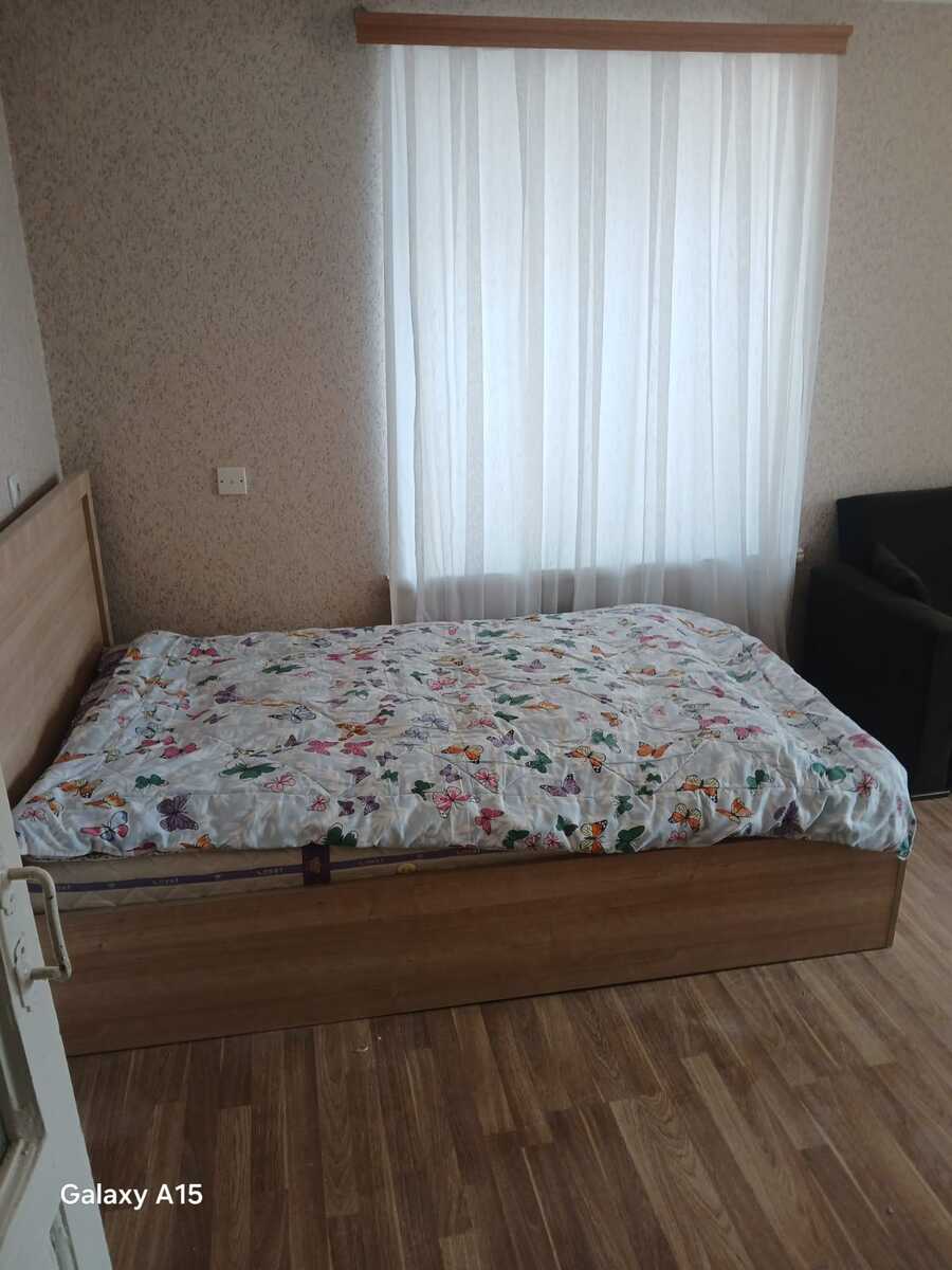 İcarəyə verilir 1 otaqlı köhnə tikili 34 m² — Mənzil, Bakı (2)