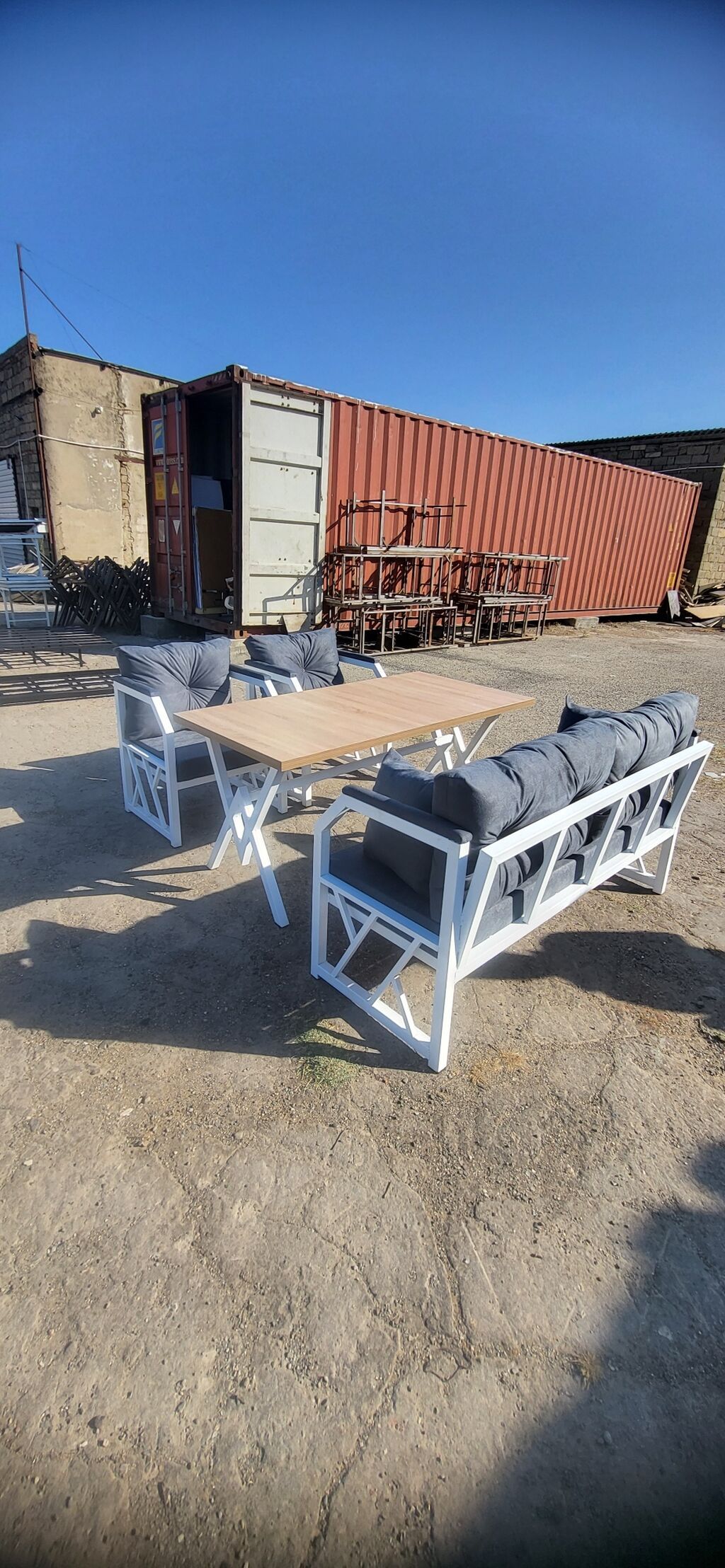 Yeni, Dördbucaq masa, Açılmayan, Stullar ilə, Metal, Azərbaycan — Mebel, Bakı (3)