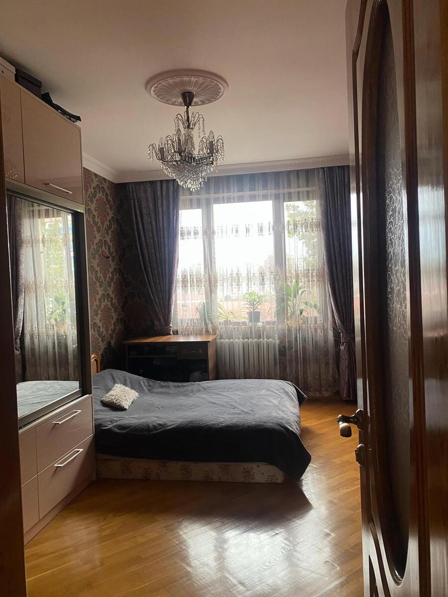 Satılır 4 otaqlı köhnə tikili 116 m² — Mənzil, Bakı (6)