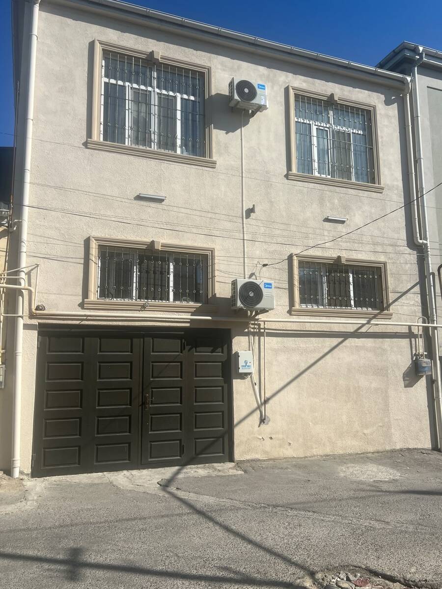 Satılır 5 otaqlı həyət evi/bağ evi 180 m² — Ev, villa, Bakı (2)