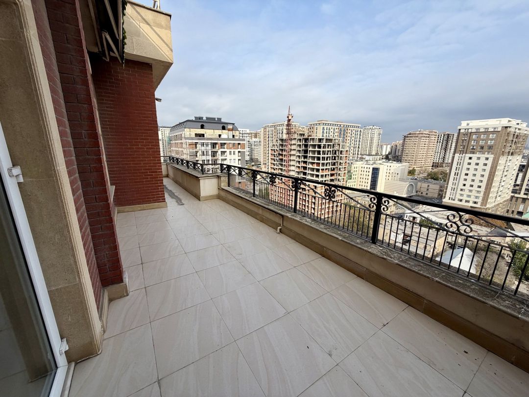 Satılır 5 otaqlı yeni tikili 390 m² — Mənzil, Bakı (12)