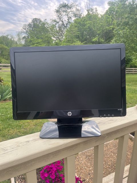 Monitor HP 2011X — Bakı