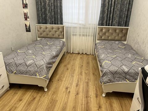 İki ədəd tək nəfərlik çarpayı dəsti - Ölçü: təxmini 90x200 sm — Bakı