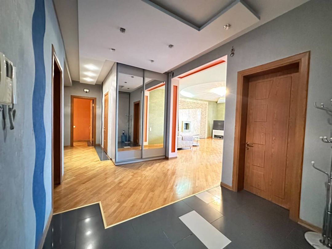 Satılır 4 otaqlı yeni tikili 195 m² — Mənzil, Bakı (4)