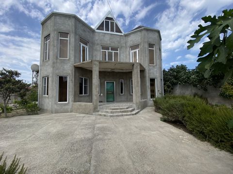 Satılır 8 otaqlı həyət evi/bağ evi 226 m² — Bakı