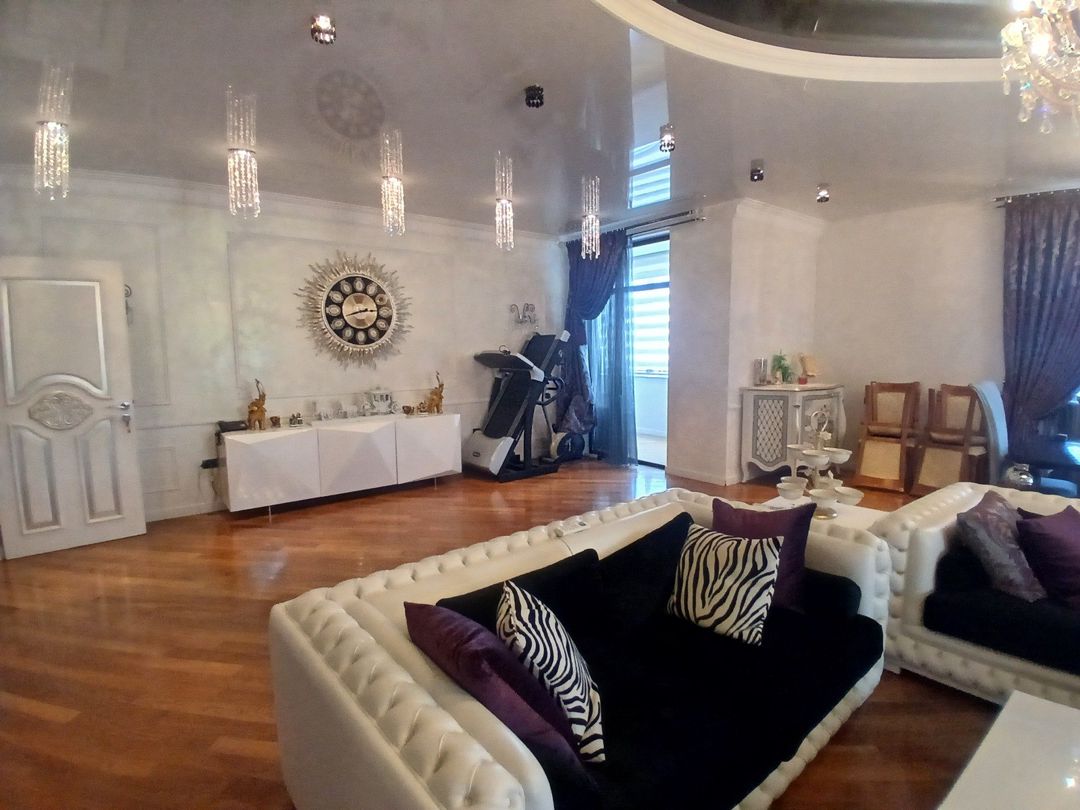 Satılır 4 otaqlı yeni tikili 265 m² — Mənzil, Bakı (7)