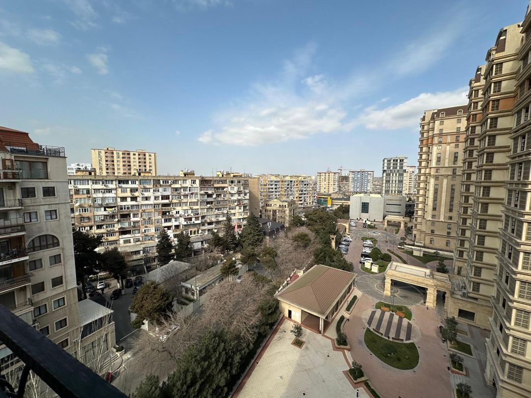 Satılır 4 otaqlı yeni tikili 190 m² — Mənzil, Bakı (6)