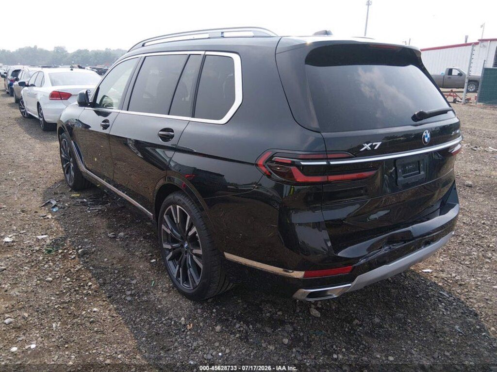 BMW X7, 3.0 L, 2024 il, 23 421 km — Avtomobillər (3)