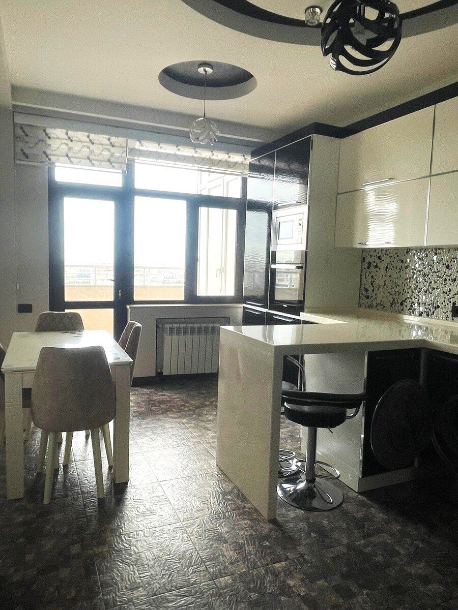 Satılır 3 otaqlı yeni tikili 160 m² — Mənzil, Bakı (12)