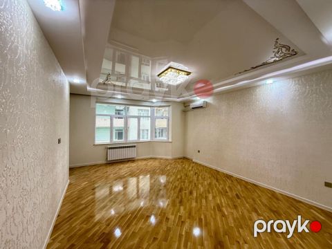 Satılır 3 otaqlı yeni tikili 125 m²