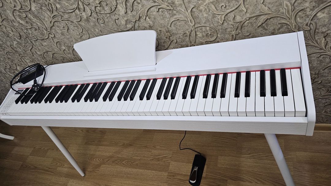 Elektro piano — Musiqiə alətləri, Bakı