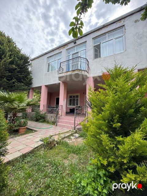 Satılır 6 otaqlı həyət evi/bağ evi 200 m²