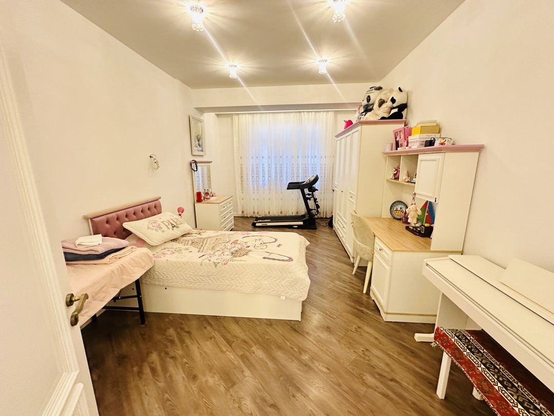 Satılır 4 otaqlı yeni tikili 210 m² — Mənzil, Bakı (10)