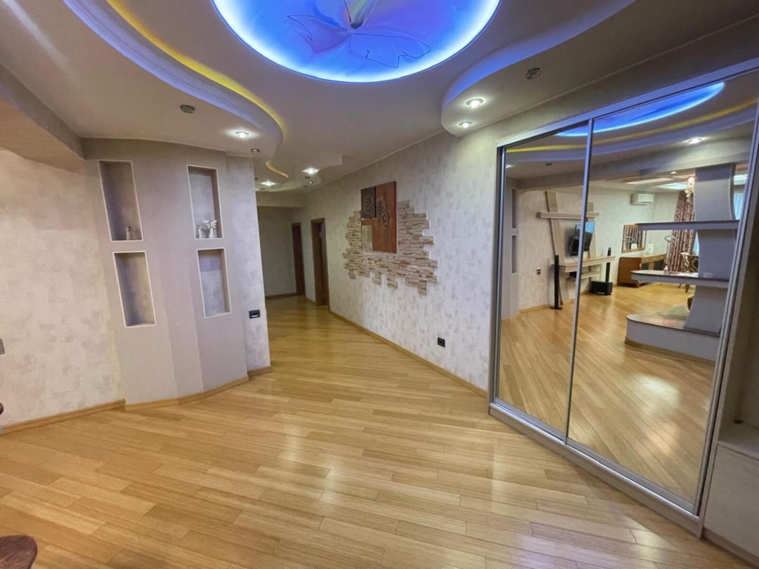 Satılır 4 otaqlı yeni tikili 185 m² — Mənzil, Bakı (2)
