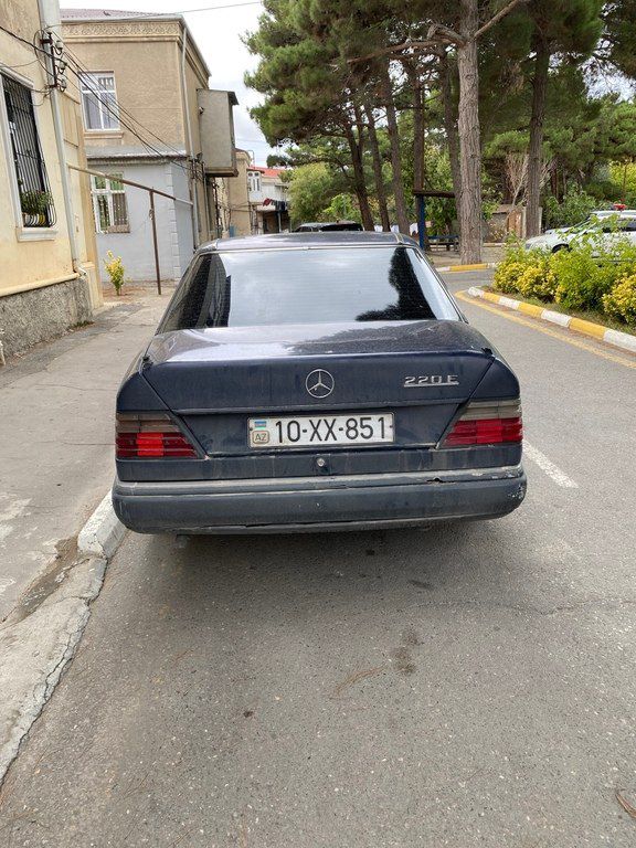 Mercedes E 220, 2.2 L, 1993 il, 558 459 km — Avtomobillər, Sumqayıt (2)