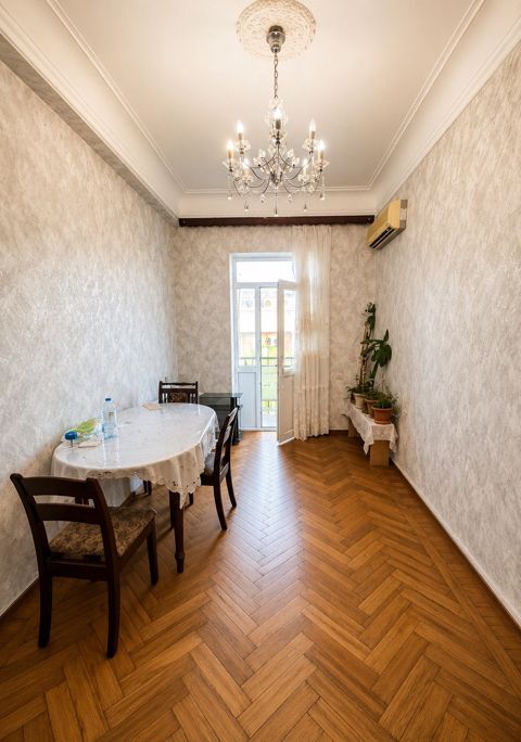 3-otaqlı mənzil kirayə verilir, N.Nərimanov r., 85 m² — Bakı