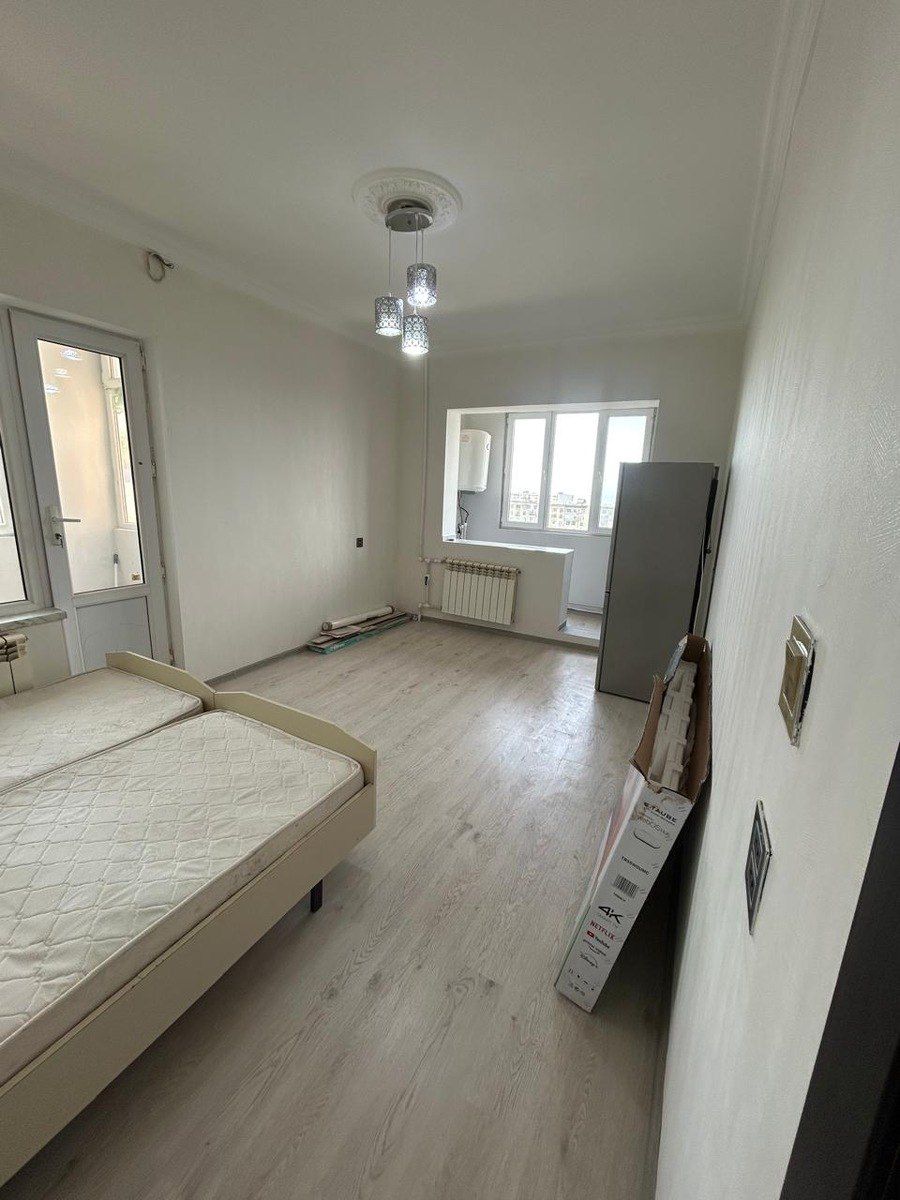 Satılır 2 otaqlı köhnə tikili 42 m² — Mənzil, Bakı (2)