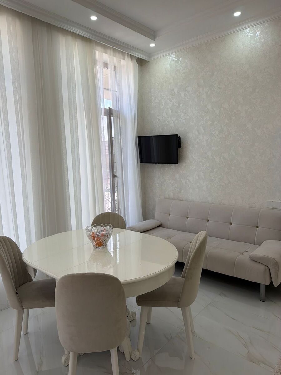 Satılır 7 otaqlı həyət evi/bağ evi 400 m² — Ev, villa, Bakı (7)