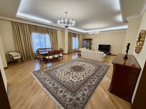 Satılır 5 otaqlı yeni tikili 390 m² — Bakı
