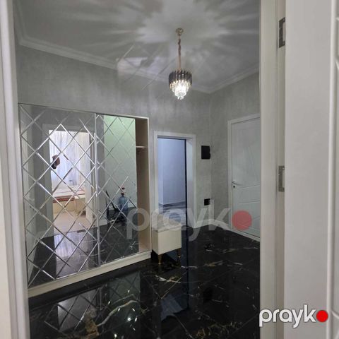 İcarəyə verilir 3 otaqlı yeni tikili 100 m²
