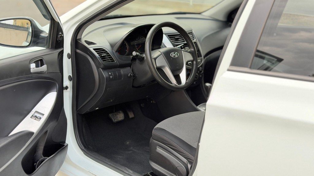 Hyundai Accent, 1.4 L, 2012 il, 180 000 km — Avtomobillər, Gəncə (9)