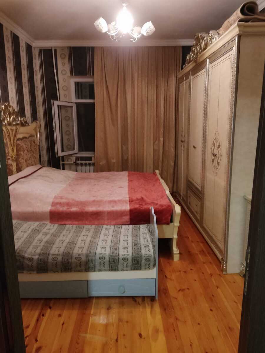 Satılır 2 otaqlı köhnə tikili 56 m² — Mənzil, Bakı (9)