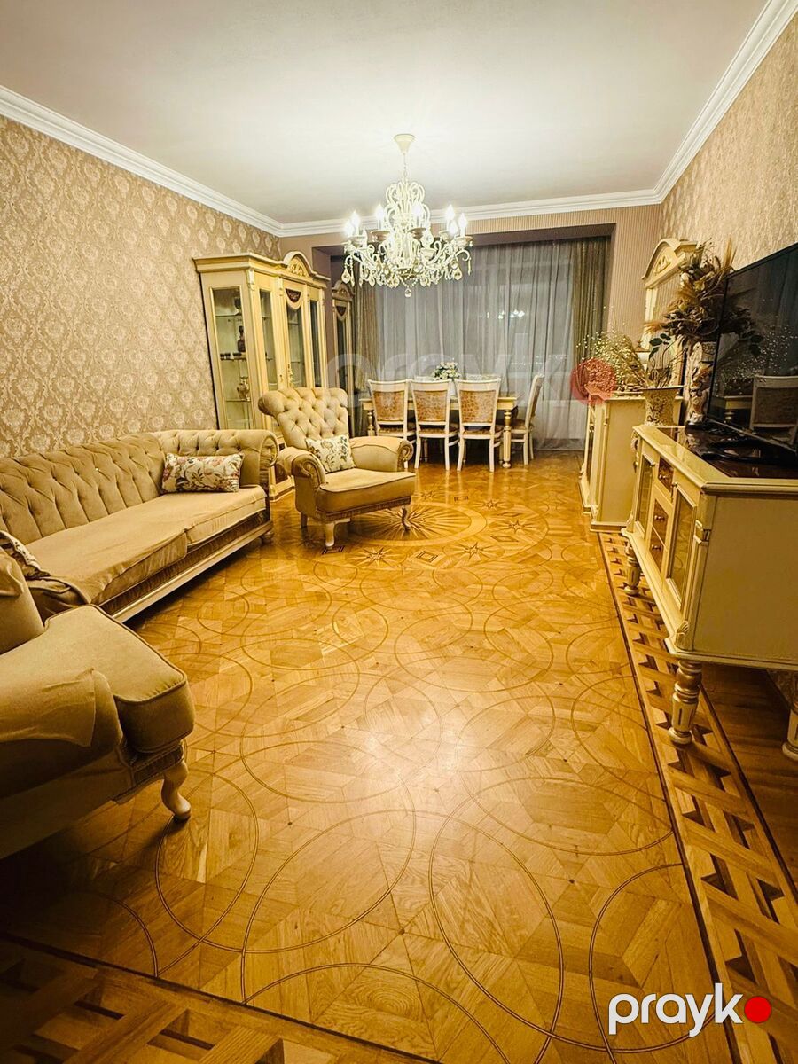 Satılır 4 otaqlı köhnə tikili 125 m² — Mənzil, Bakı (2)