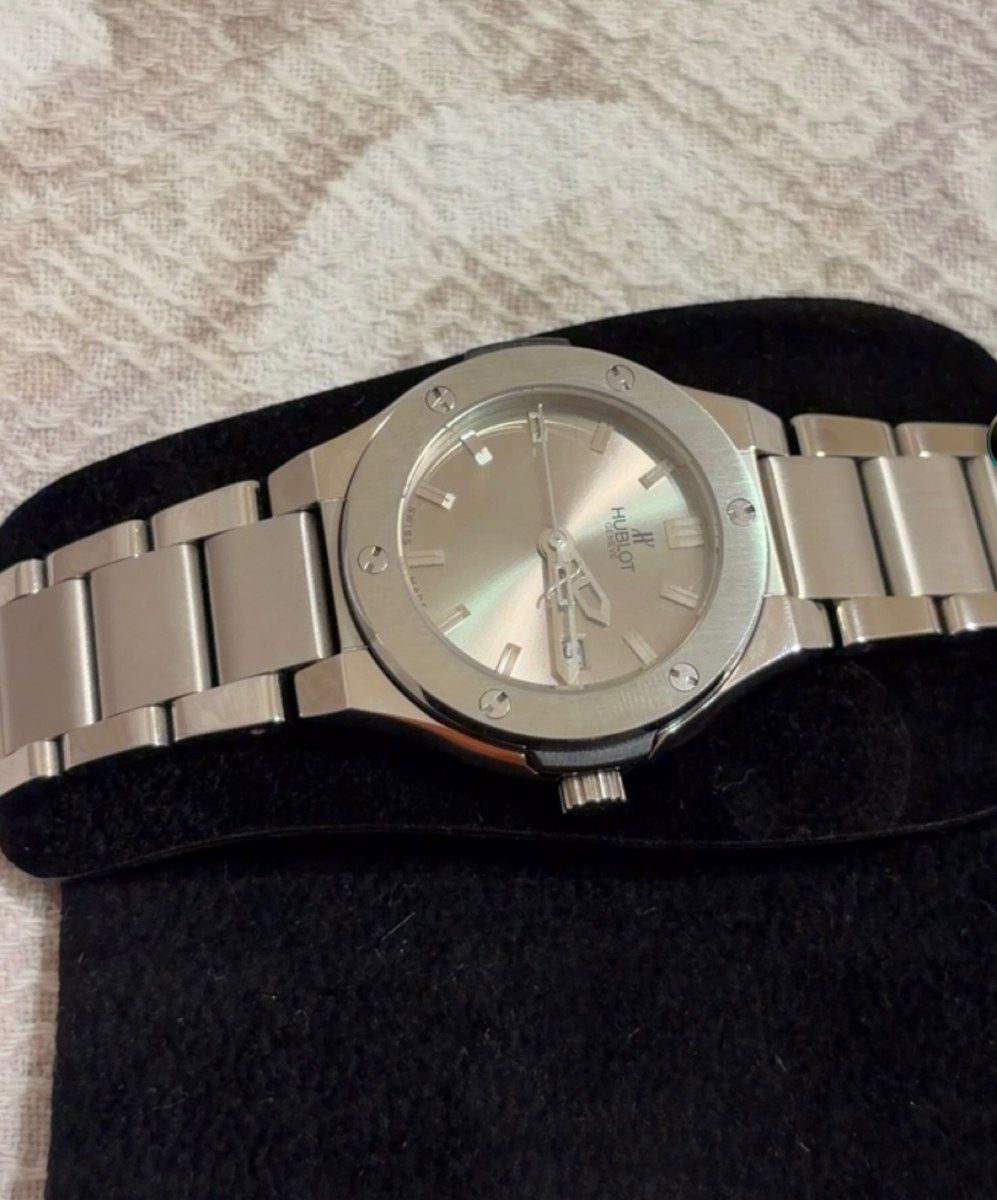 Hublot qol saatı — Şəxsi əşyalar, Bakı (2)