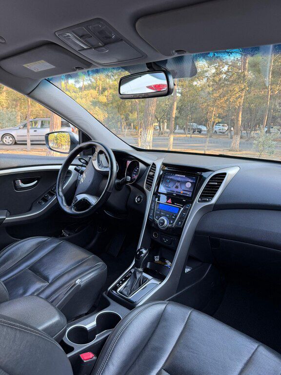 Hyundai i30, 1.6 L, 2015 il, 197 000 km — Avtomobillər, Sumqayıt (9)