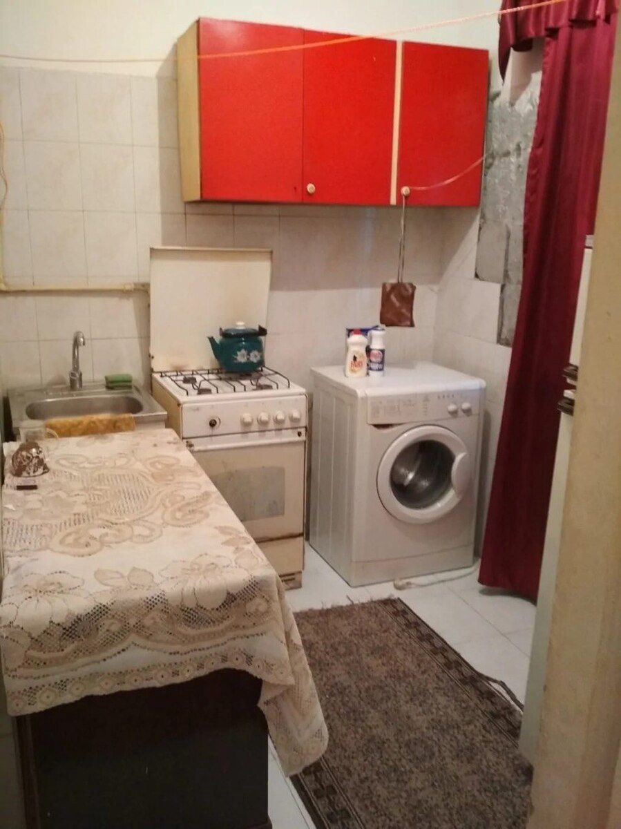 İcarəyə verilir 1 otaqlı köhnə tikili 28 m² — Mənzil, Bakı (2)