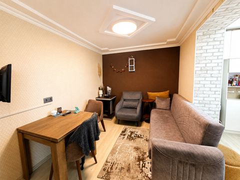 Satılır 2 otaqlı köhnə tikili 30 m² — Bakı