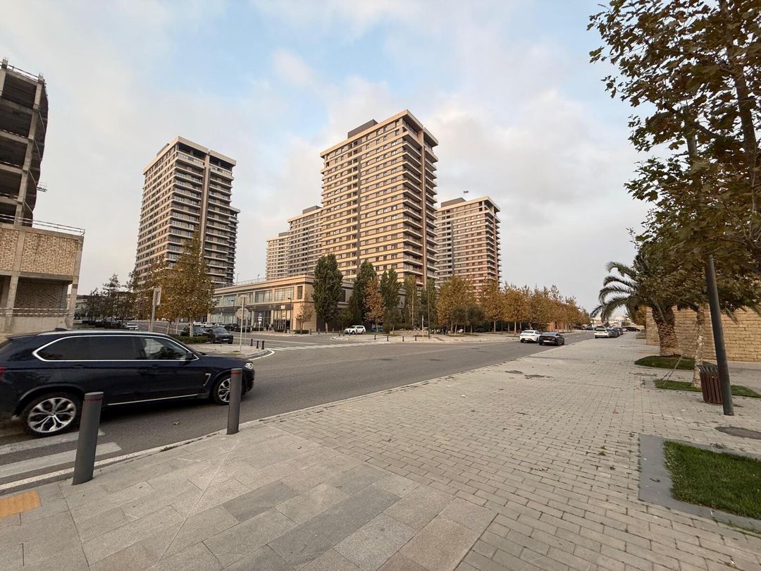Satılır 4 otaqlı yeni tikili 185 m² — Mənzil, Bakı (2)